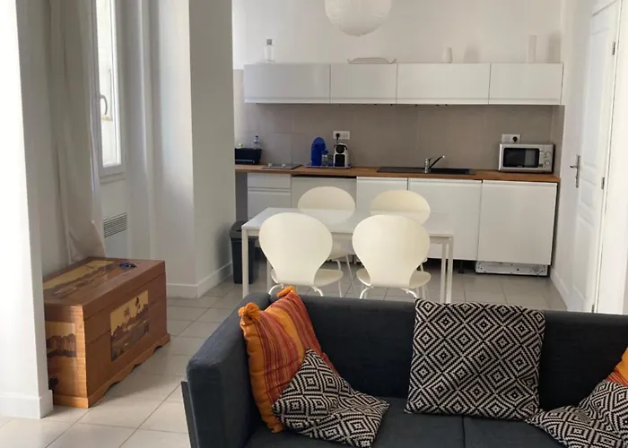 Apartment Bleu