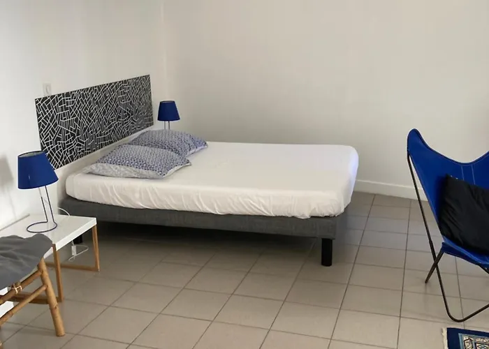 Bleu Apartment *